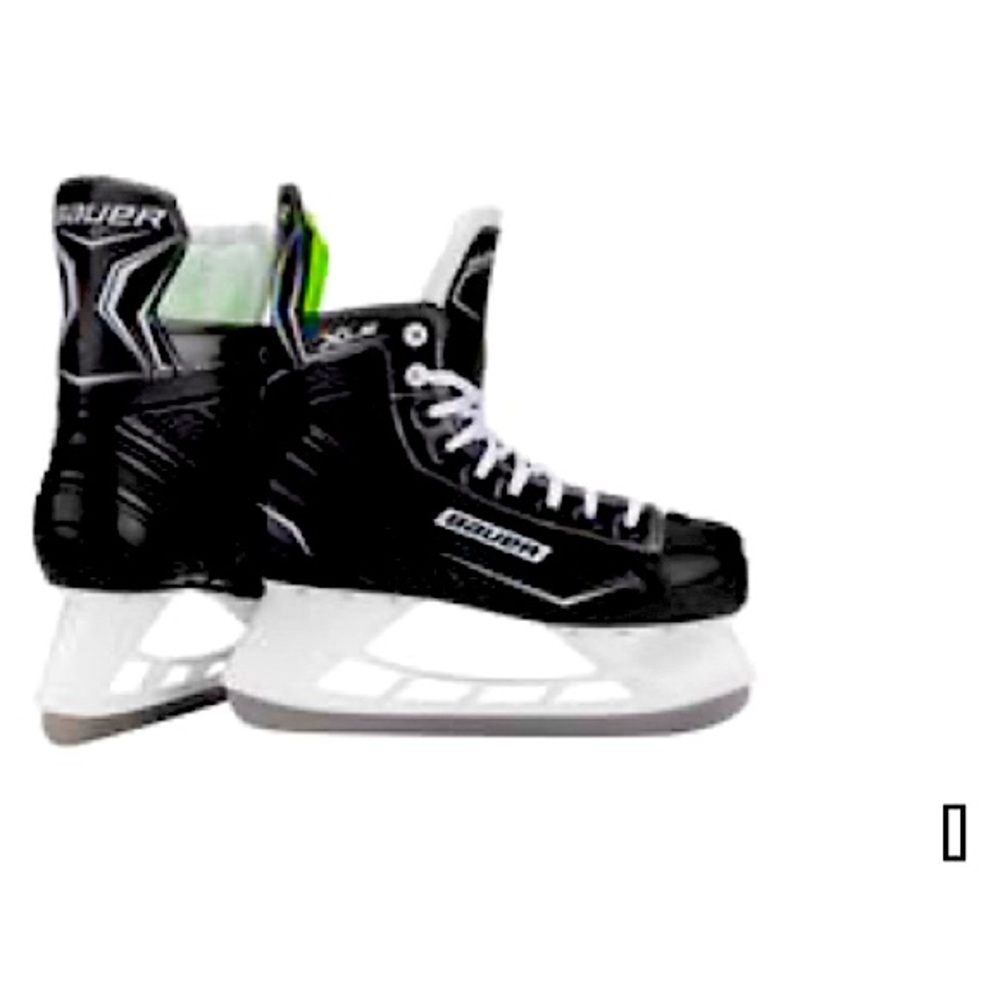Bauer junior Skates, size 2 US, Brand new